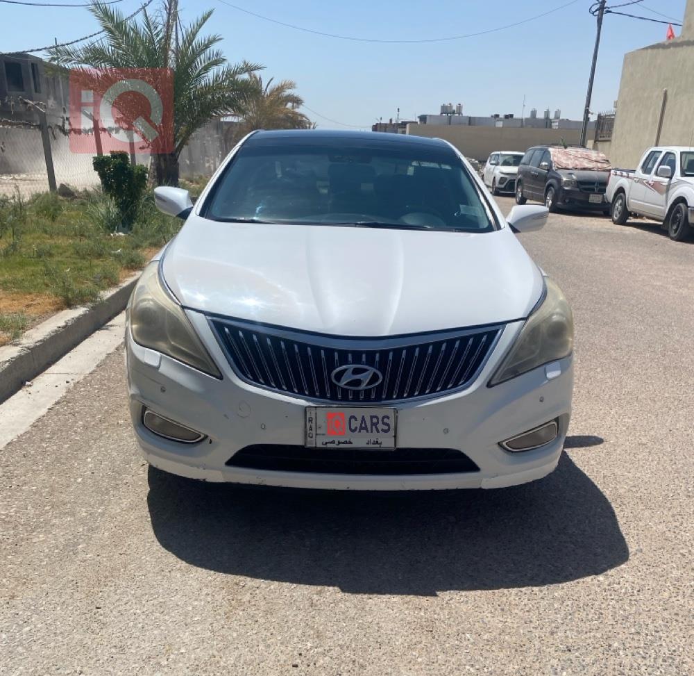 هيونداي أزيرا